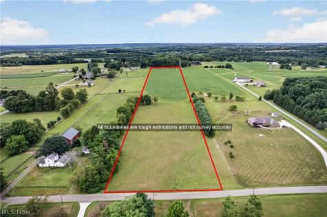 Gladdis Street SW Massillon OH 44647