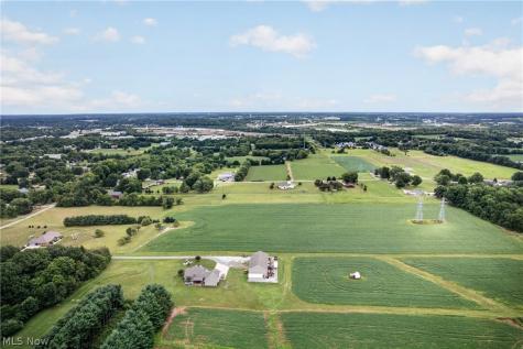 Gladdis Street SW Massillon OH 44647