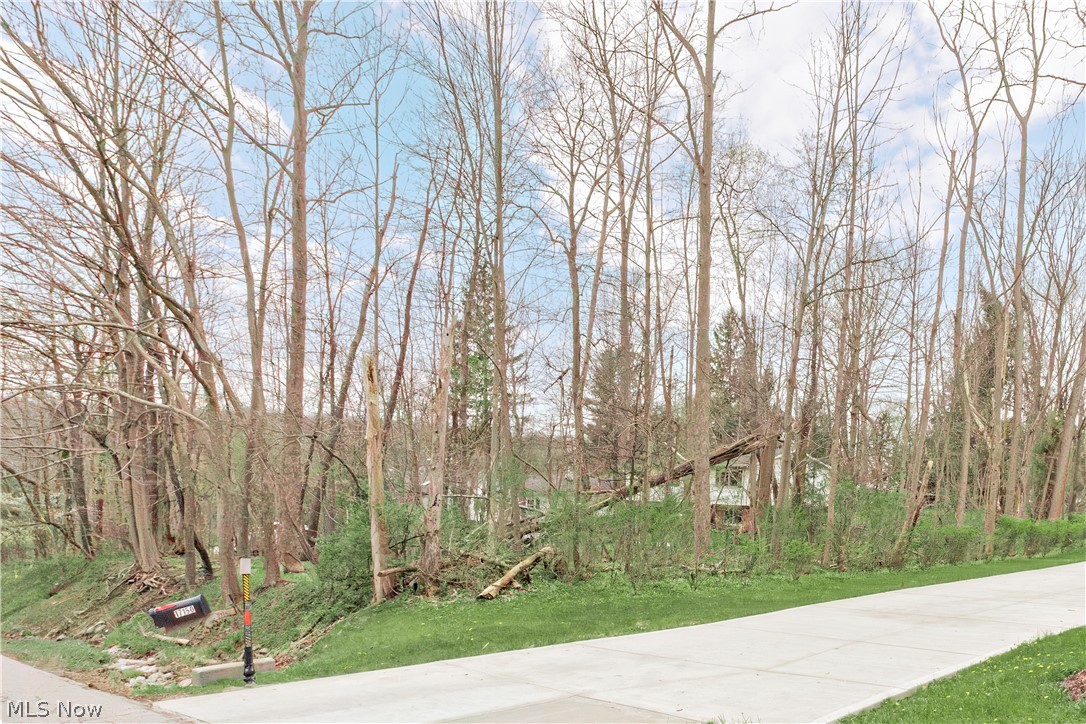 V/l #17 Chillicothe Road Chagrin Falls OH 44023