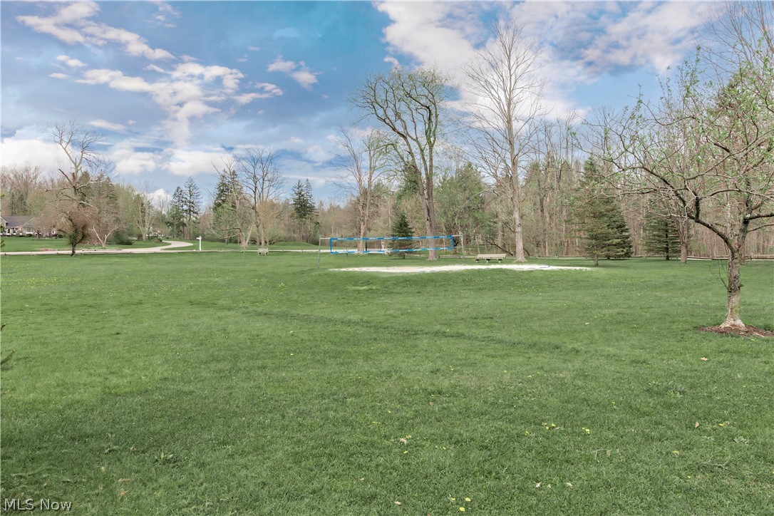 V/l #17 Chillicothe Road Chagrin Falls OH 44023