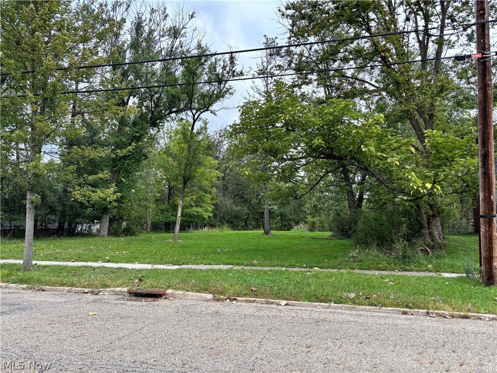 787 Archer Road Bedford OH 44146