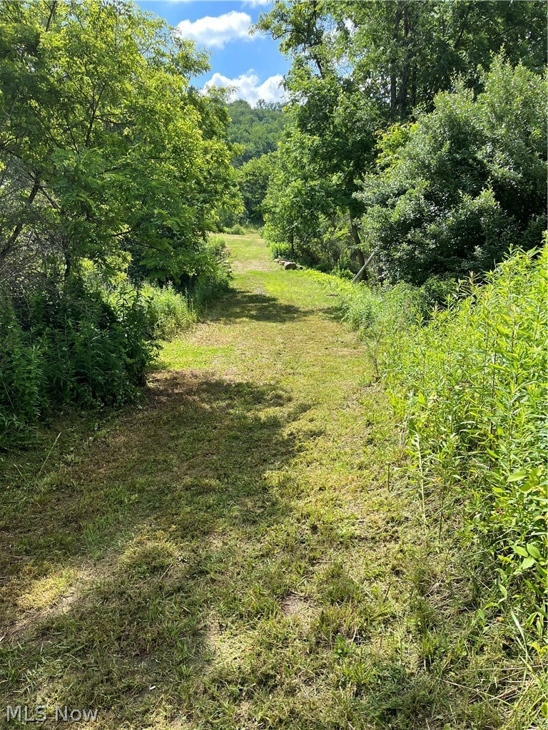 2492 Irish Ridge Road East Liverpool OH 43920