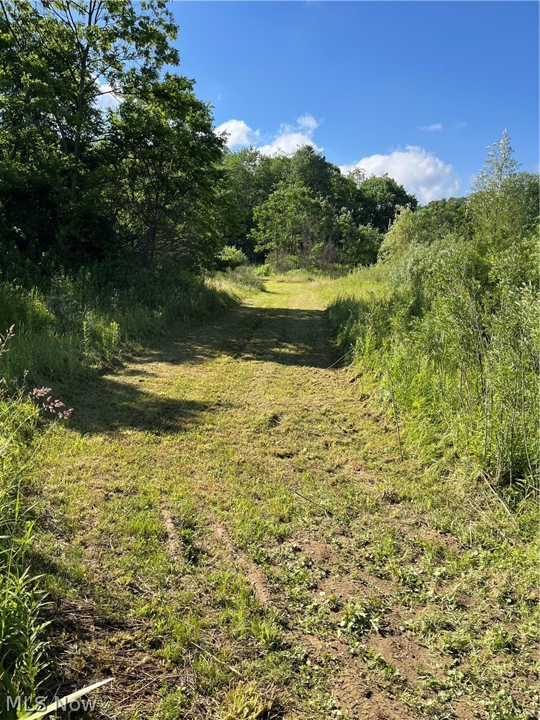 2492 Irish Ridge Road East Liverpool OH 43920