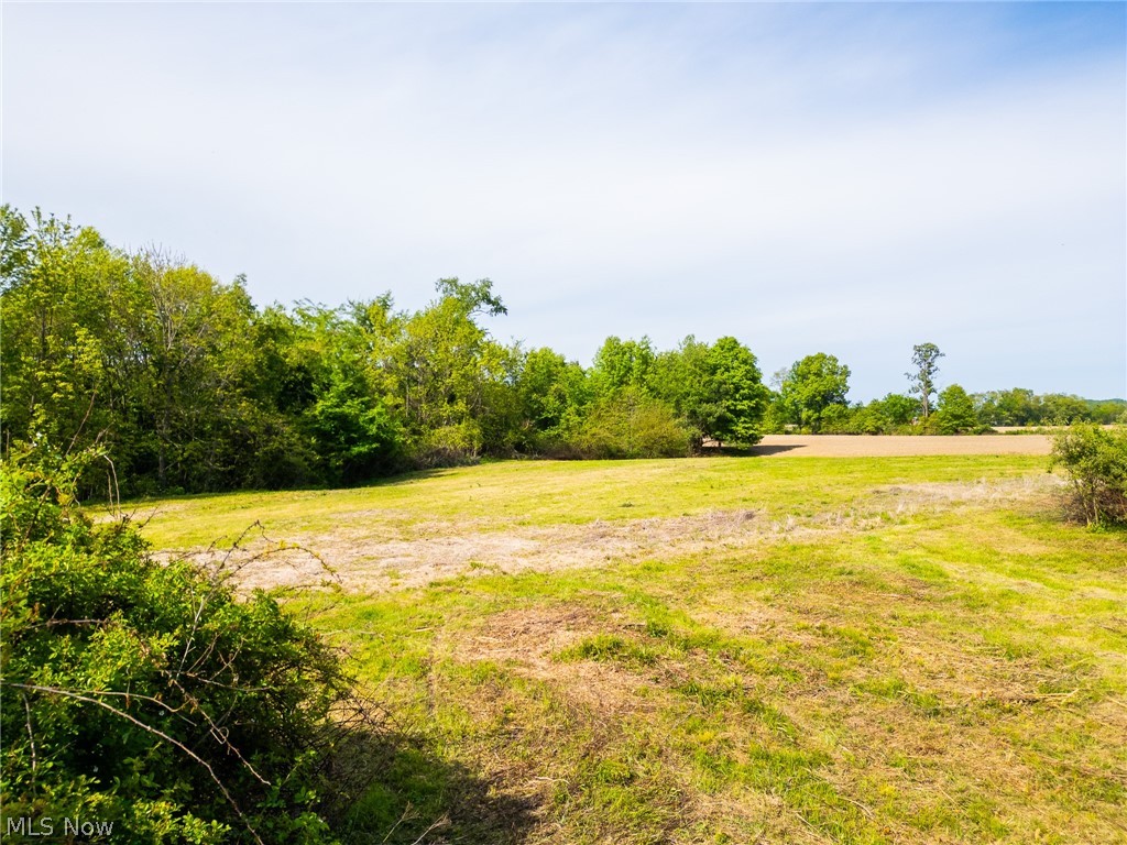 5123 School House Road Frazeysburg OH 43822