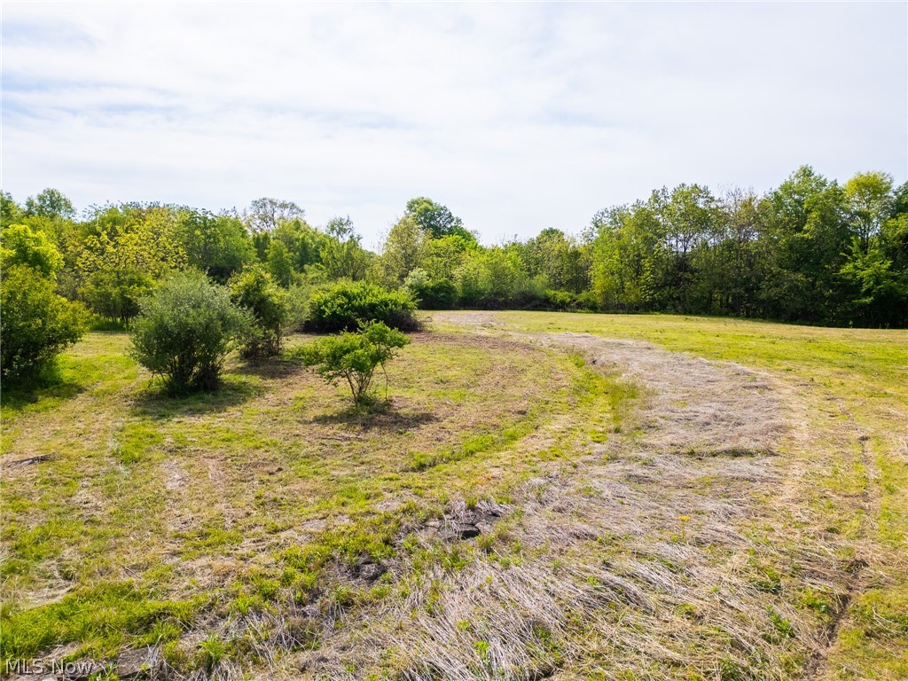 5123 School House Road Frazeysburg OH 43822