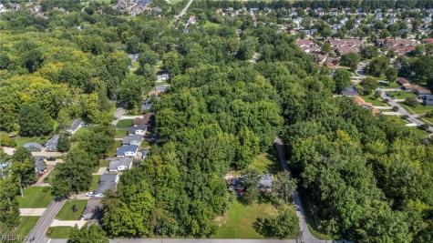 Roosevelt Avenue North Ridgeville OH 44039