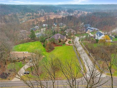 1245 Riverwoods Drive Akron OH 44313