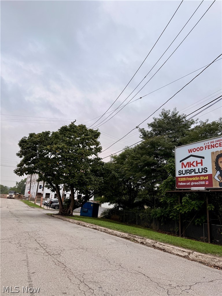 W 25th Street Cleveland OH 44113