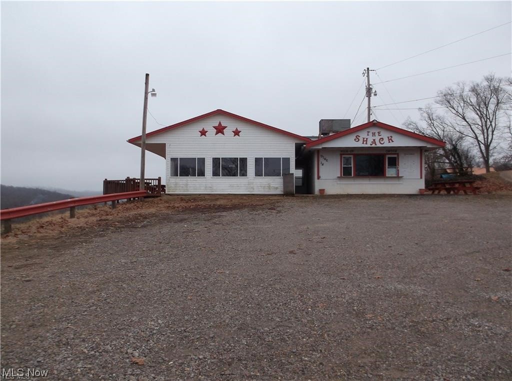 19510 Leatherwood Road Salesville OH 43778