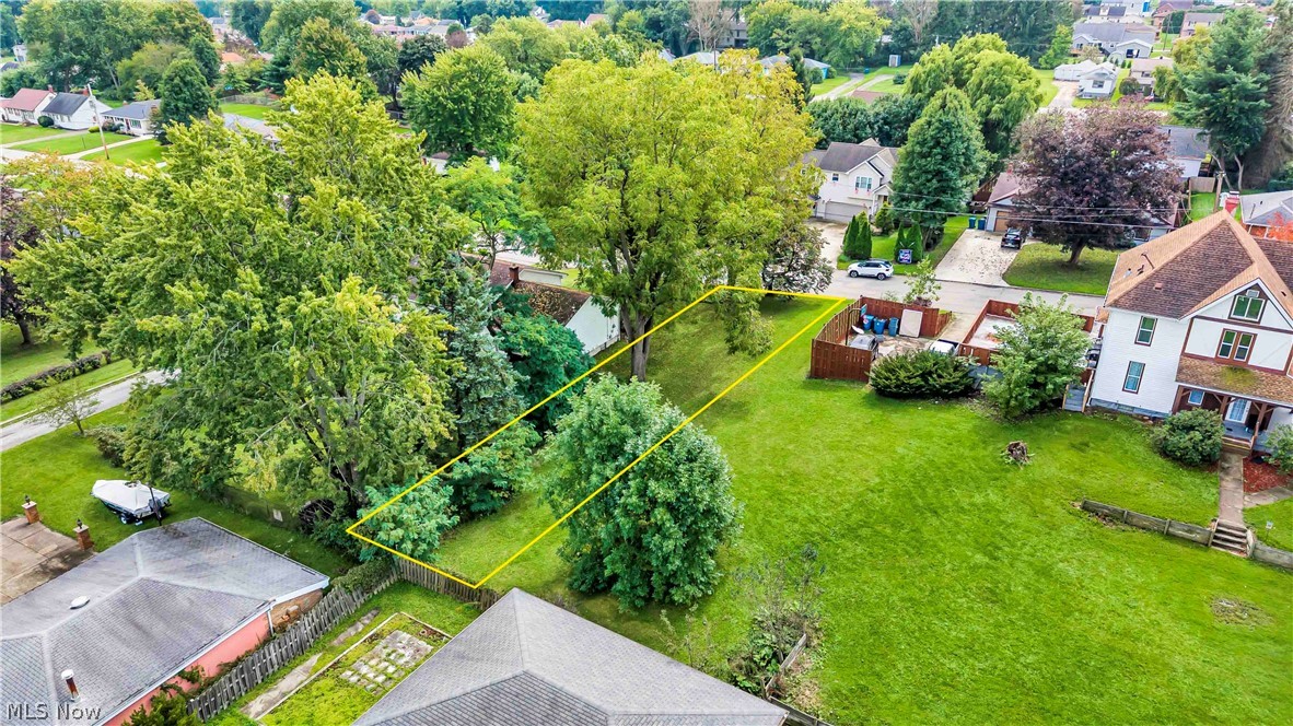 Geneva Avenue Struthers OH 44471
