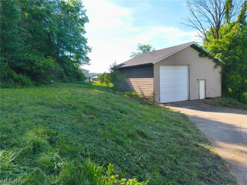 1028 Arbor Road NE Minerva OH 44657