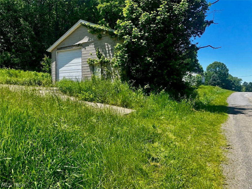 1028 Arbor Road NE Minerva OH 44657