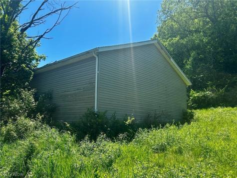 1028 Arbor Road NE Minerva OH 44657