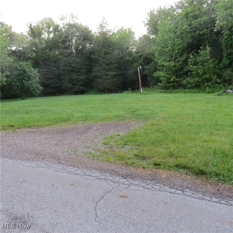 Goodland Street SE Waynesburg OH 44688