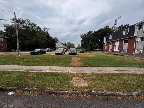 444 Sumner Street Akron OH 44304