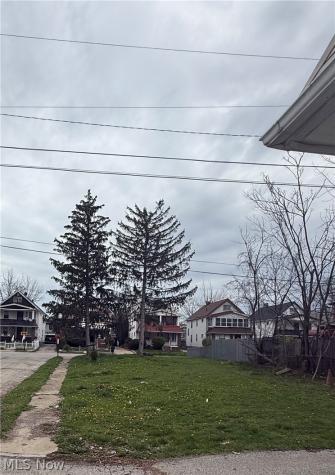 10904 Notre Dame Avenue Cleveland OH 44104