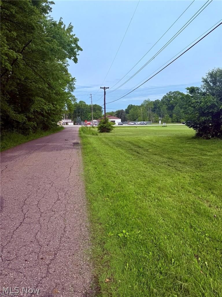 4337 Youngstown Kingsville Road NE Vienna OH 44473