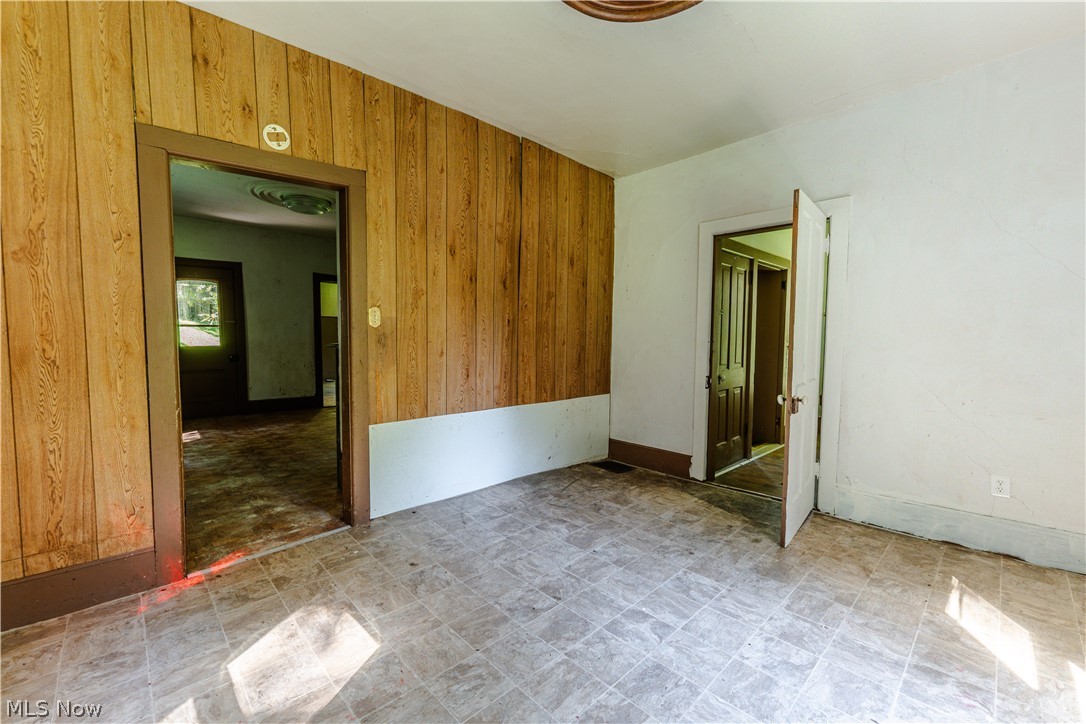10261 Fiat Road Stone Creek OH 43804