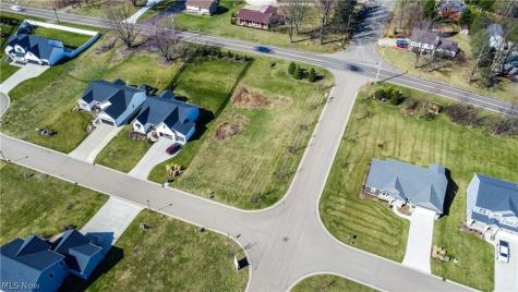 5677 Shadow Ridge Circle NW North Canton OH 44720