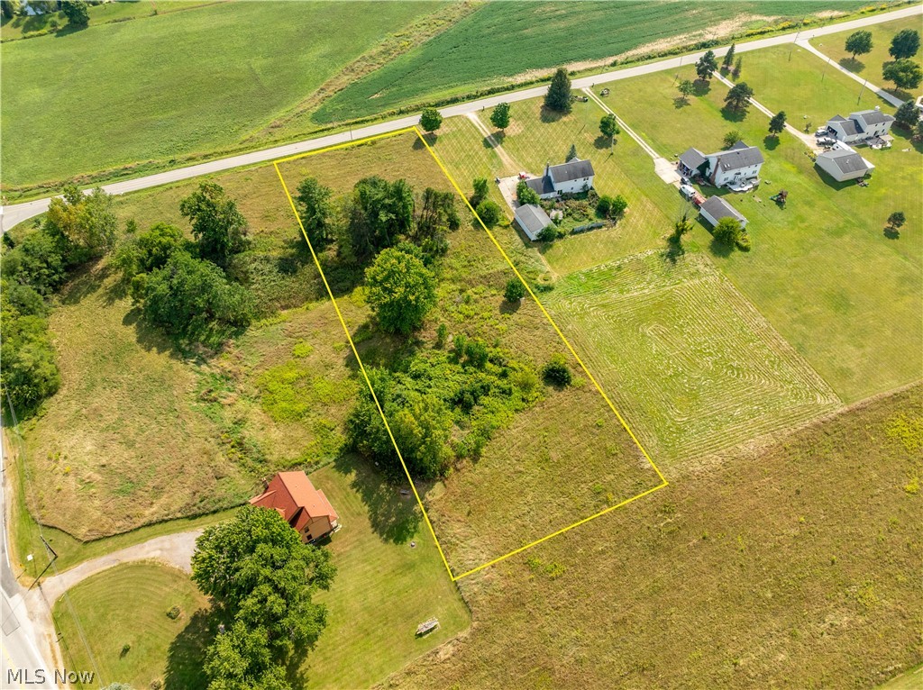 Paradise Road Medina OH 44256