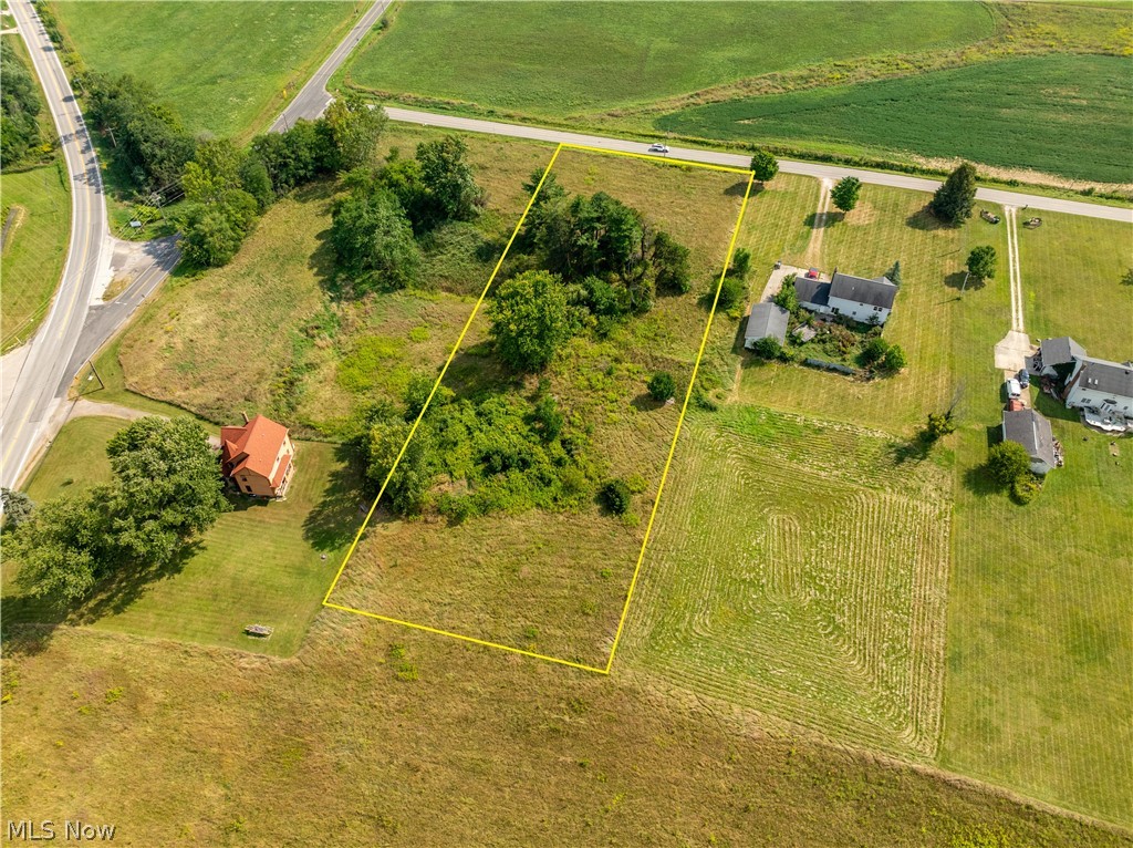 Paradise Road Medina OH 44256