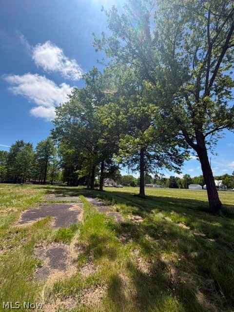 3503 Parkman Road NW Southington OH 44481