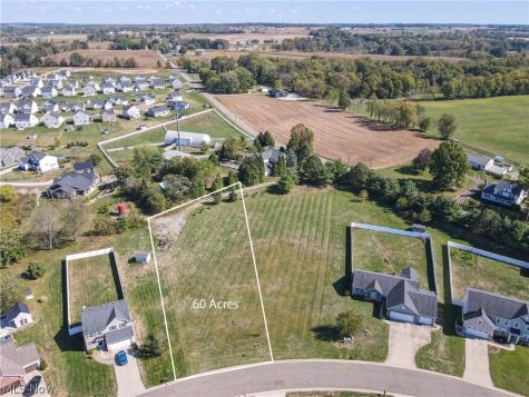 Fiddler Court Circle NE Canton OH 44721