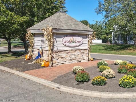 Fiddler Court Circle NE Canton OH 44721