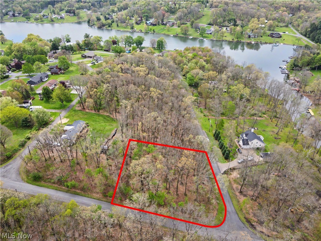 9016 & 9030 N Yuma Trail Negley OH 44441