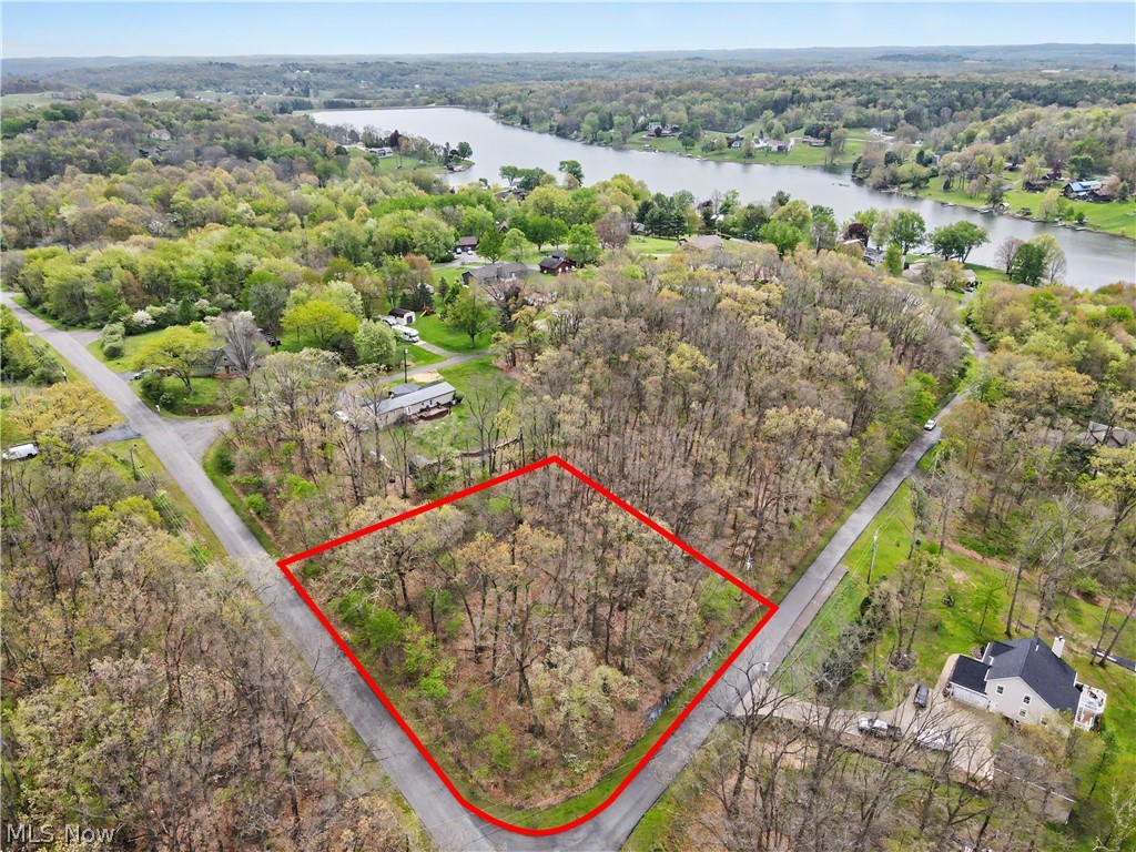 9016 & 9030 N Yuma Trail Negley OH 44441