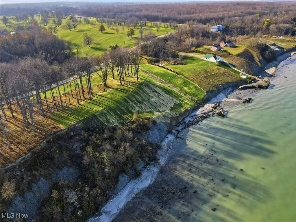 2663 Lake Road Conneaut OH 44030