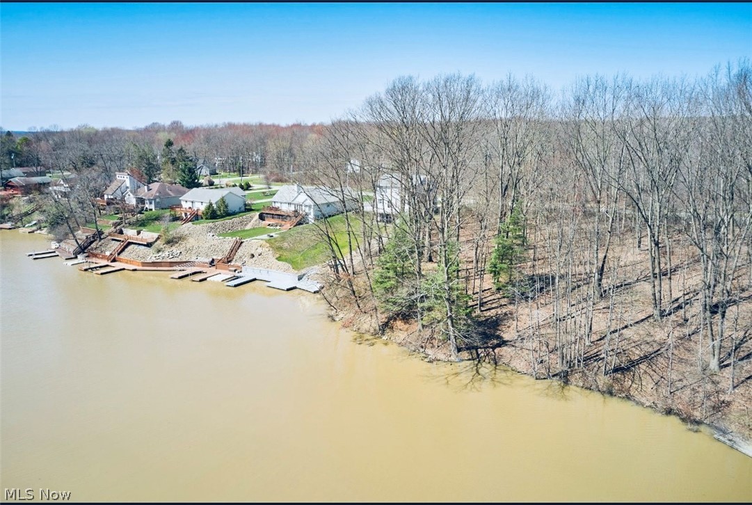Callender Road Roaming Shores OH 44084