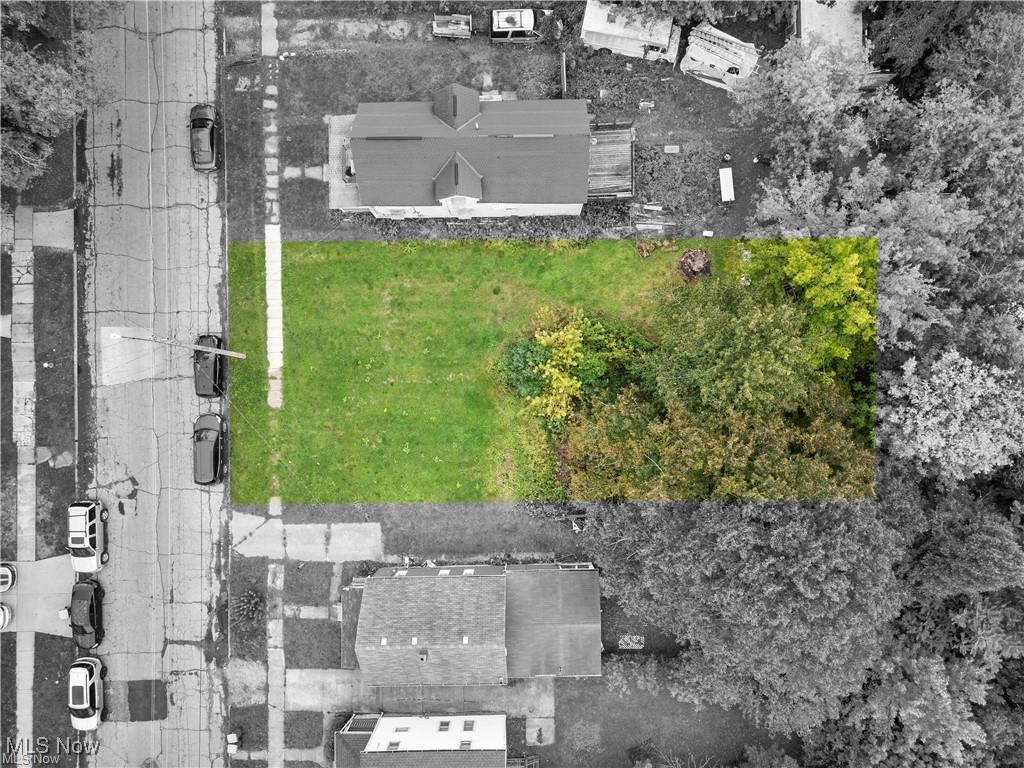 V/l 831 W 17th Street Lorain OH 44052