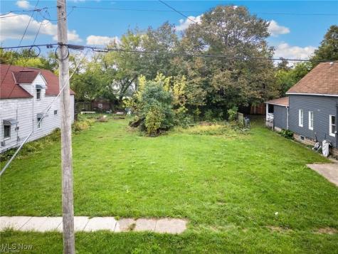 V/l 831 W 17th Street Lorain OH 44052