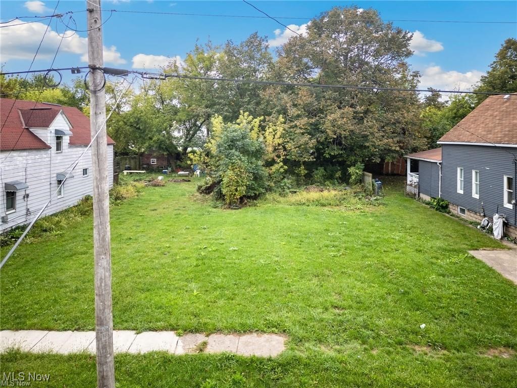 V/l 831 W 17th Street Lorain OH 44052