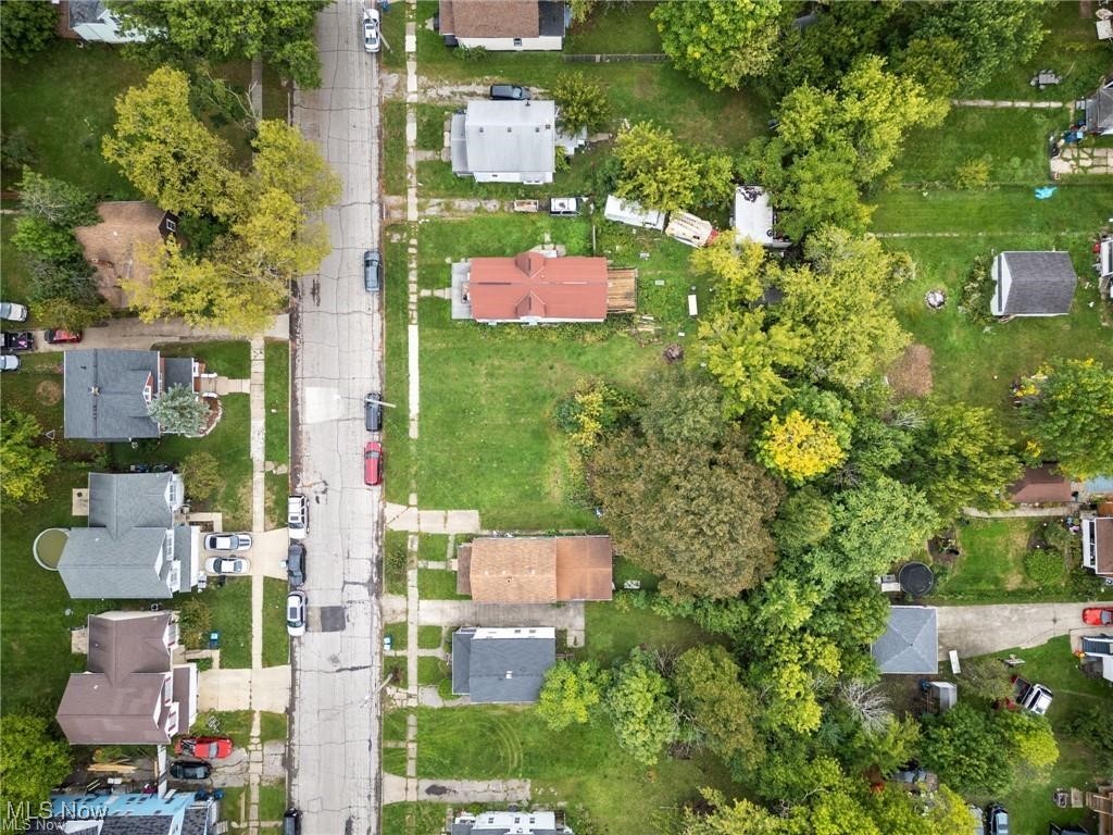 V/l 831 W 17th Street Lorain OH 44052