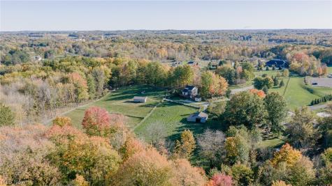 2729 State Route 82 Aurora OH 44202