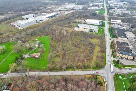Highland/valley View Road E Macedonia OH 44056