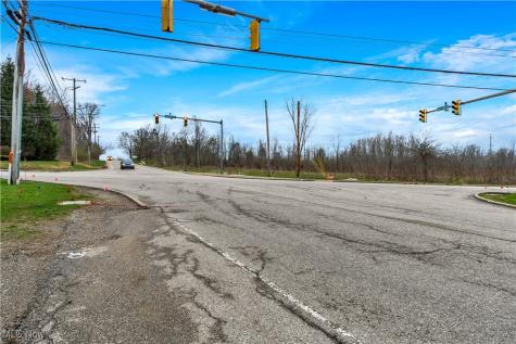 Highland/valley View Road E Macedonia OH 44056