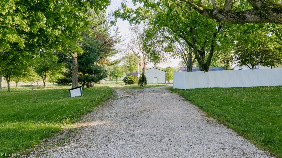 9865 Tallmadge Road Diamond OH 44412