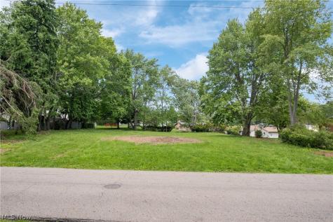 7811 Parkford Street NW Massillon OH 44646