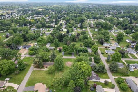 7811 Parkford Street NW Massillon OH 44646