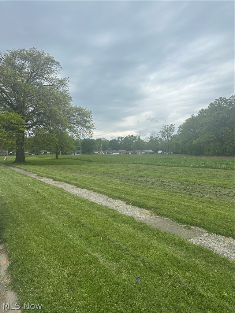 Maple Avenue Austintown OH 44515