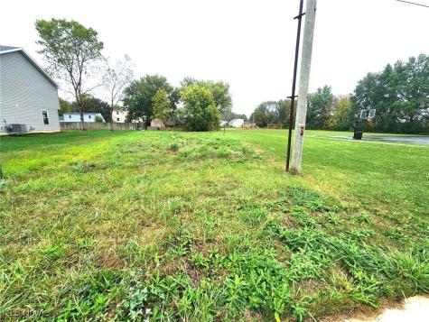 2218 Fowl Road Elyria OH 44035
