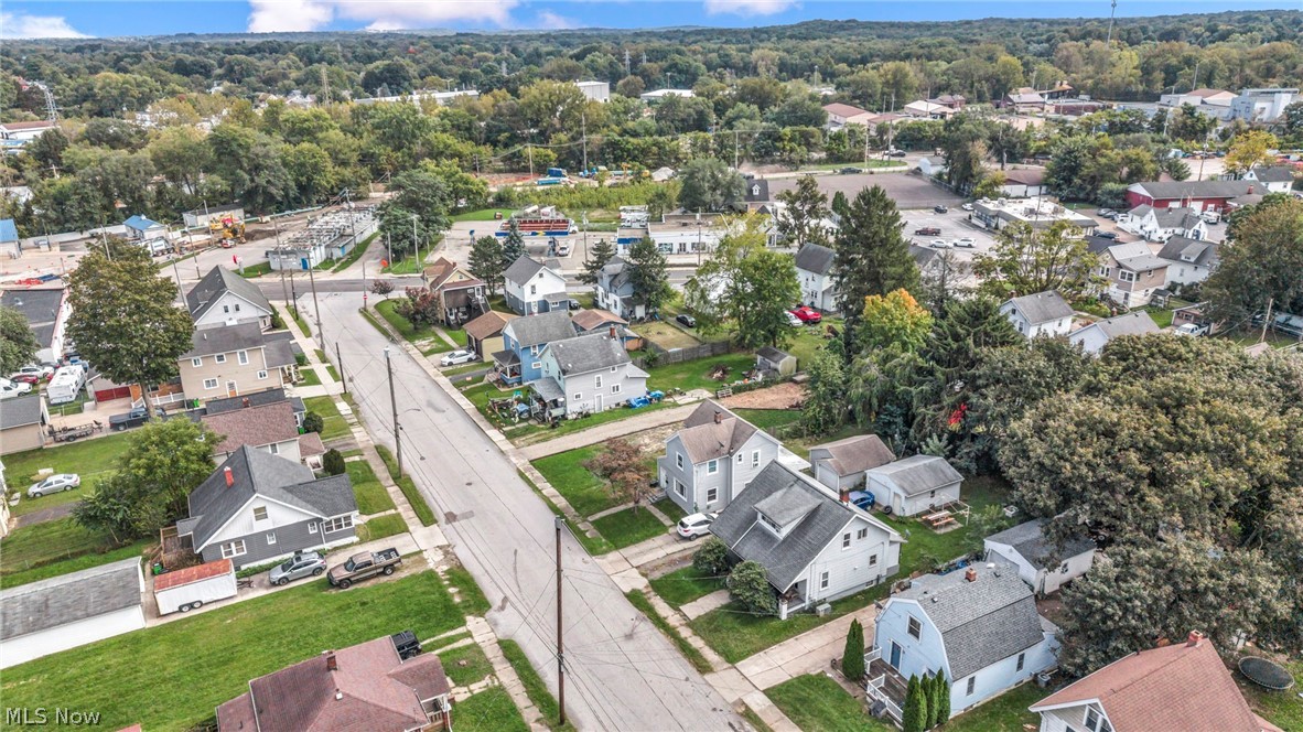 52 Norwood Street Barberton OH 44203