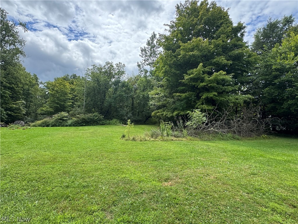 2762 E Water Street Rock Creek OH 44084