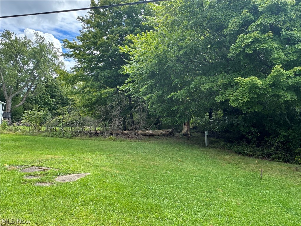 2762 E Water Street Rock Creek OH 44084