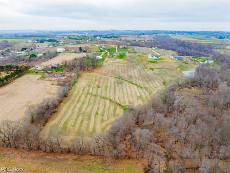 Pigeon Run Avenue SW Navarre OH 44662