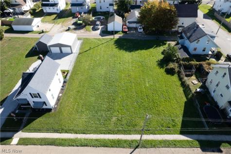 926 Greenfield Avenue SW Canton OH 44706