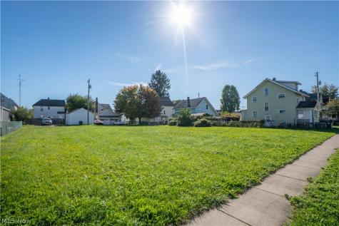 926 Greenfield Avenue SW Canton OH 44706